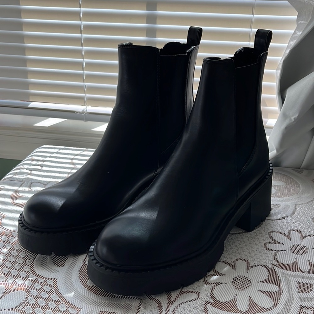 Madden Girl Chunky Tianna Boot
